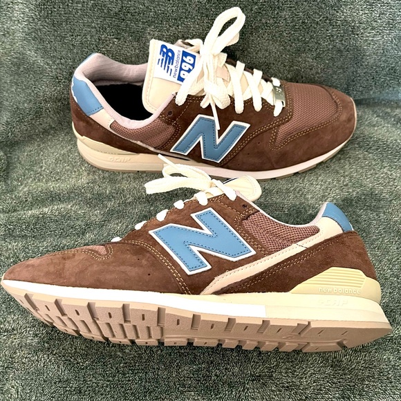 New Balance 996 - Picture 1 of 5